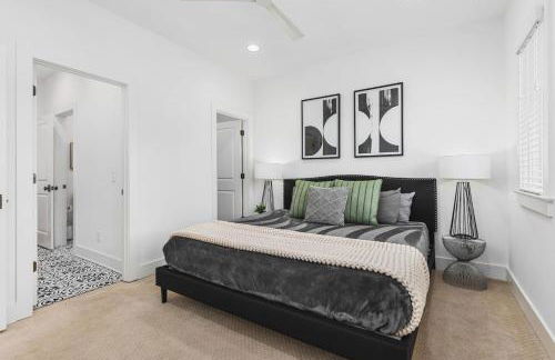 TWO Neighboring Homes Sleeps 24 Walk to 12 South - Foto 10