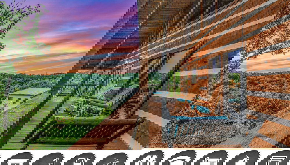 A-bluff & Beyond 2 Bedroom Cabin by RedAwning - Foto 1, Imagen principal