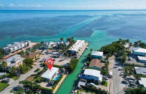 Tiki Time - Waterfront Pool Home, 65` Dock , Direct Ocean Access! - Foto 16