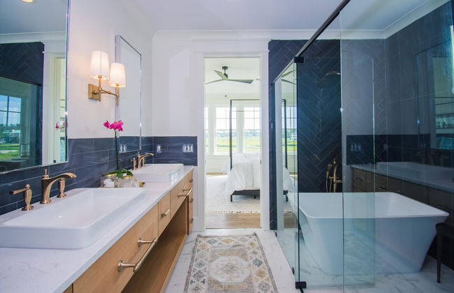 Stunning 4BR Vacation Rental With Private Pool, Spa, & Resort Club Cards - Photo 21