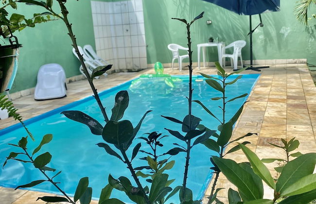 Suítes aconchegantes com piscina e praia - Foto 18