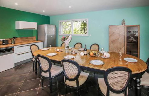 Nice Home In Suze-La-Rousse With Wifi - Foto 23