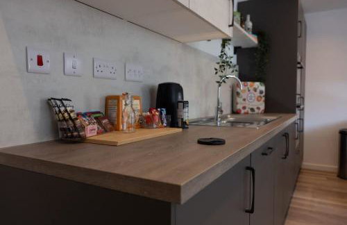 Cozy City Stay 2BR with Sofa Bed - Photo 15