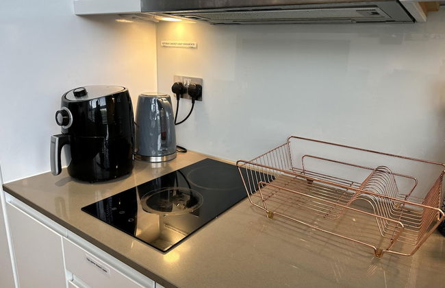 Condo Apartment With Workspace - Foto 11