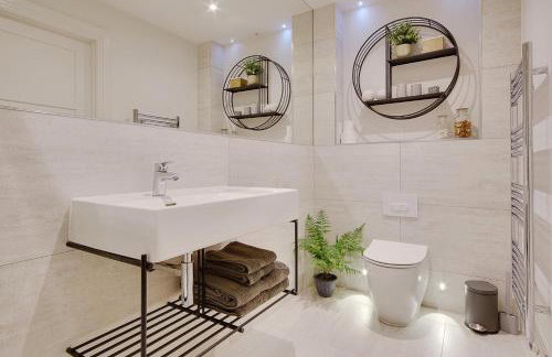 Canford Retreat - Photo 10