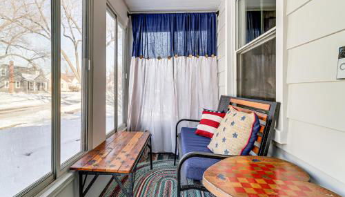 Families Welcome! Colorful Berkley Home with Yard - Foto 4