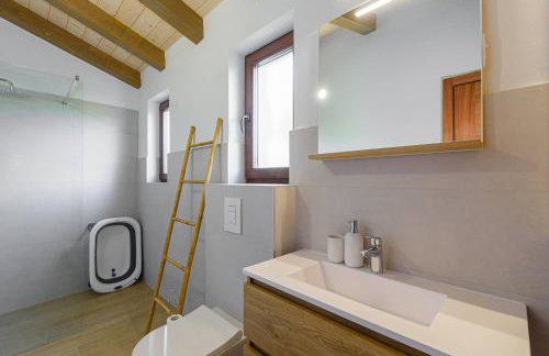 Villa David - luxurious secluded villa with a heated pool - Foto 17