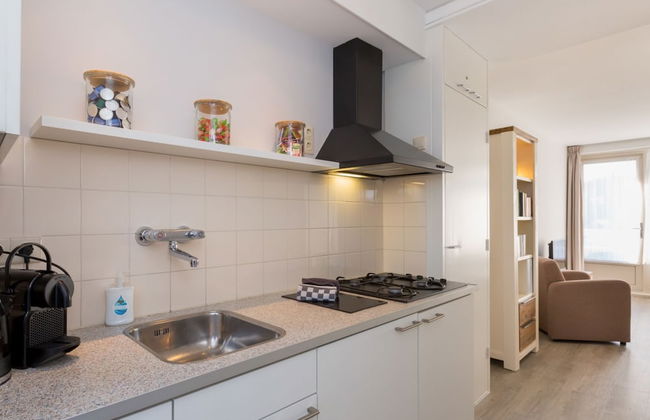 Apartment in Zoutelande Near Sandy Beach - Photo 3