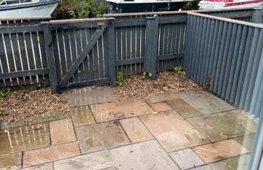 3 Bedroom House with free on site Parking next to the Canal - Foto 9