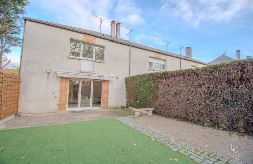 La Brayoise Near Orléans cozy house with garden & pétanque - Photo 21