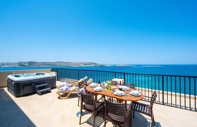 Islet Seafront Penthouse with Hot tub - Foto 40