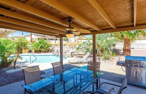 Spacious 3 BR with Pool Minutes Away from Lake - Foto 17