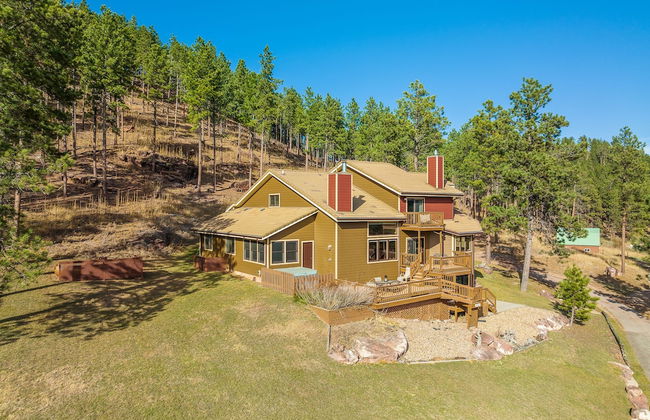 Peaceful Pines 5 BR Home with Jacuzzi - Foto 36