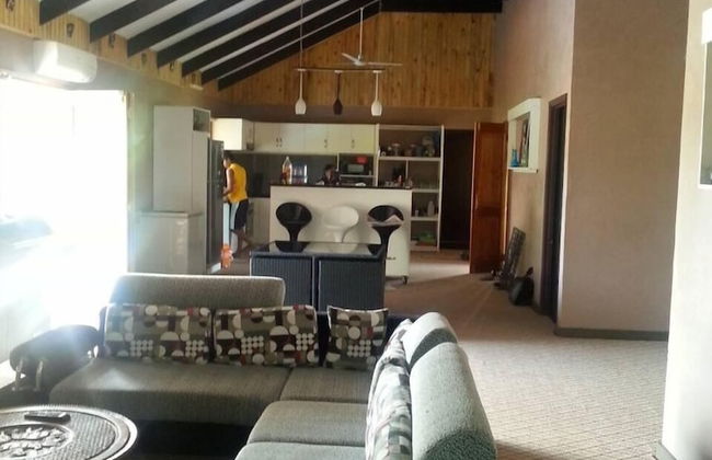 Marrs Villa - Photo 19