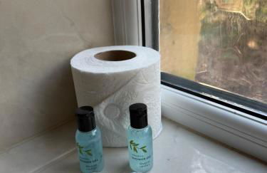 Romantic Luxury Cabin & Hot Tub near New Forest Dorset - Photo 19