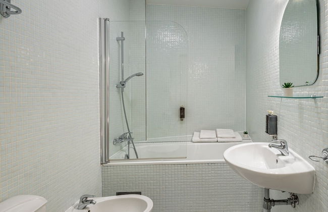 7 Tales Apartments by Adrez Living - Photo 45