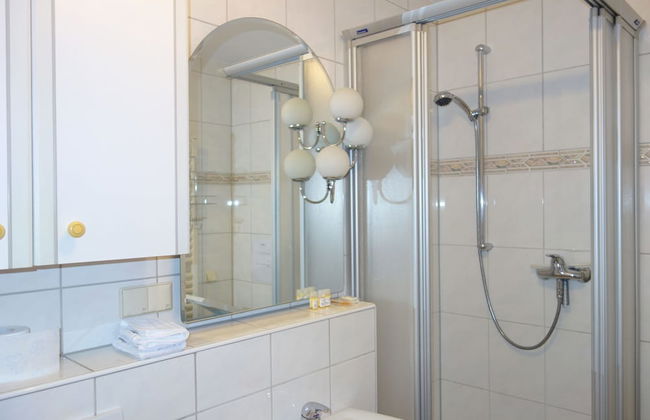 Tolstov-Hotels Big 2 Room Roßstrasse Apartment - Foto 38