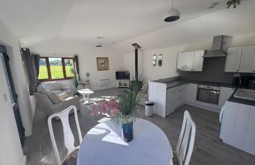 Brook Farm Cottage with Hot Tub - Parking for 2 cars - Foto 19