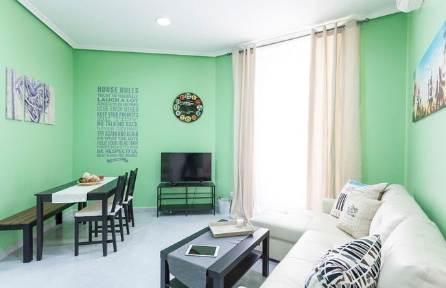 Sunny Urban Apt. Historic District - Sol - Photo 18