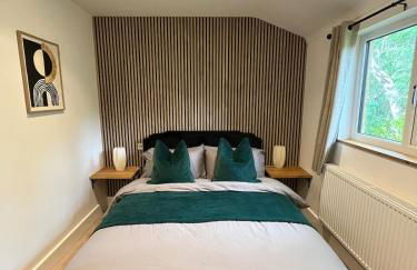 Sunset Retreat - Photo 32