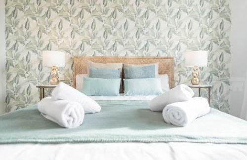 Stylish apartments with balcony & parking near the beach by REMS - Foto 15