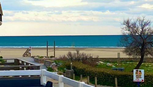 Chalet L' Aliénor avec JACUZZI VUE MER 1ère ligne - Foto 1