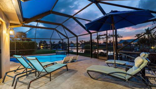 VacationSunwind Delray home! Water Front Pool Dock near Beach - Photo 4