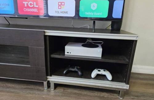 Maleficent's Disney's Jungle VR Retreat - Foto 6