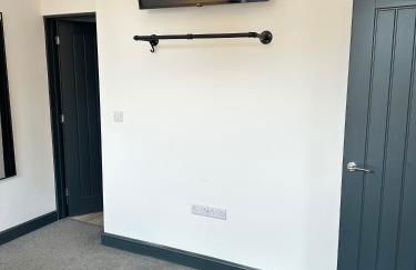 1 BR Apt - Short Lets & Serviced Accommodation Peak District With Free Super-Fast WiFi & Multiple Parking Options - Foto 15