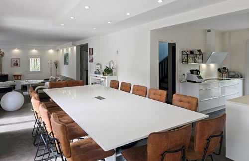 230m2 sur 3800m2 - jacuzzi 6 places - 16pers max - Foto 23