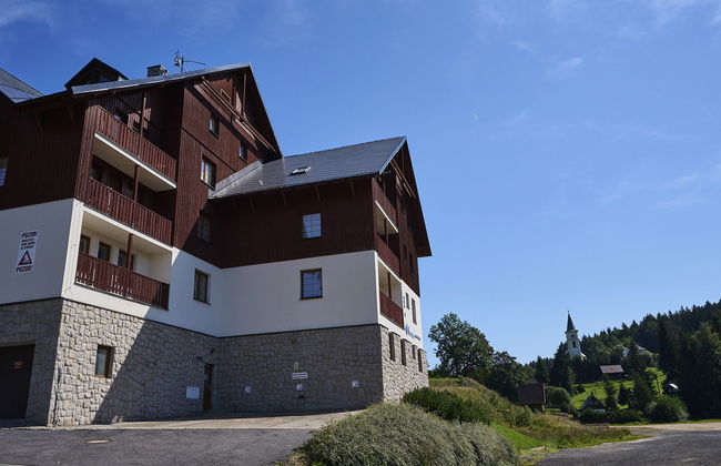 2 bedroom Apartment in Albrechtice v Jizerských horách with garden - Photo 13