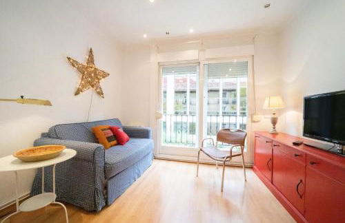 Apartamento con encanto y luz en pleno centro - Photo 1