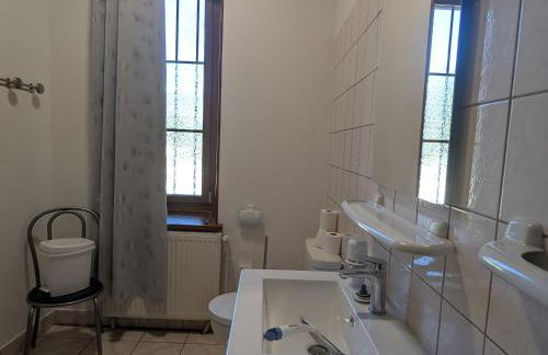 Gîte confortable dans l'ancien presbytère de Futeau, 3 chambres, jardin, WiFi, entre Verdun et Châlons - FR-1-585-13 - Foto 16