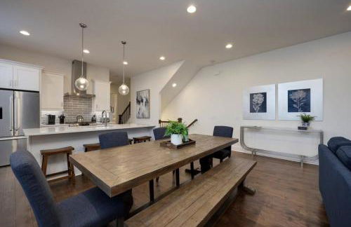 NEW and luxurious home by downtown Nashville with rooftop deck! - Foto 21