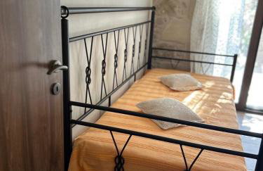 Fanouria's home - Photo 10