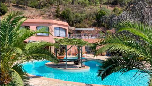 Maison vue mer avec piscine sur la Côte d'Azur - Photo 3, sunbed