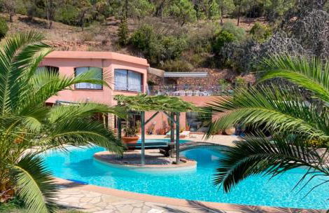 Maison vue mer avec piscine sur la Côte d'Azur - Photo 3