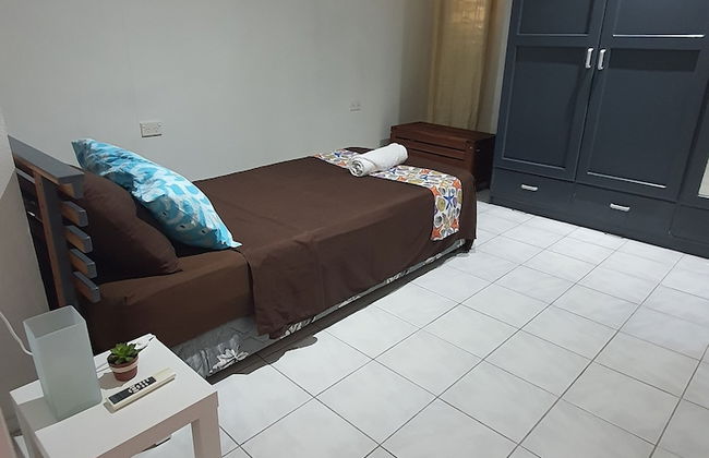 Axis Apartments - Photo 9