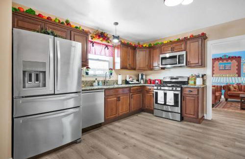 The Disneyland Dream by OC Adventure Homes - Photo 12