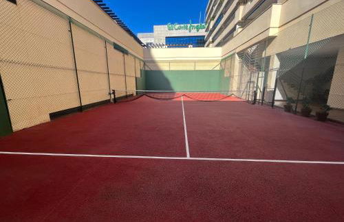 Heart of Puerto Banus newly renavated Free parking , WIFi ,Pool,Gym,Padel court - Photo 8