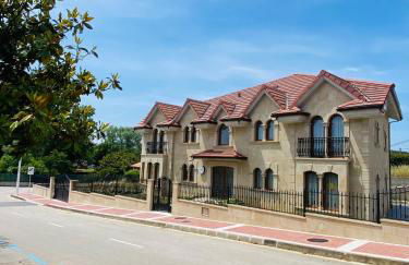 Apartamentos Palacio Alemar - Foto 1