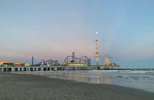 Coral Cottage - Enjoy the Posh Life! Heated Pool, Spa, Fireplace! - Foto 40