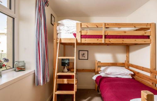 Self-catering Lighthouse Keeper's Cottage on the NC500 - Photo 46