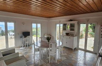 Peloponnese Hideout - White house with the sea view - Photo 4