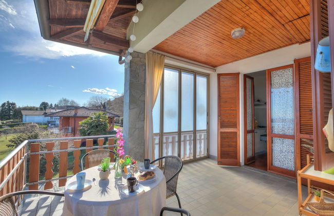 La Perla Bianca Lake View - Photo 23