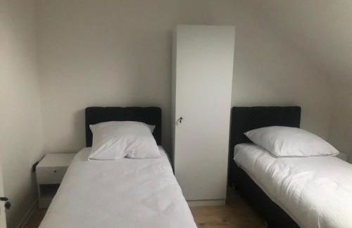 ENSAS Ferienwohnung Wuppertal Uellendahl-Katernberg 2Zi Apart - Foto 7