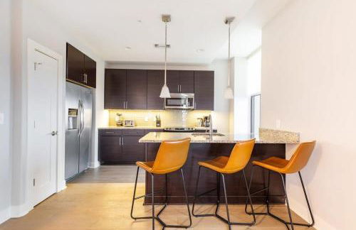 2B 2BA Distinguished Apartment Rooftop Pool & Gym - Foto 10