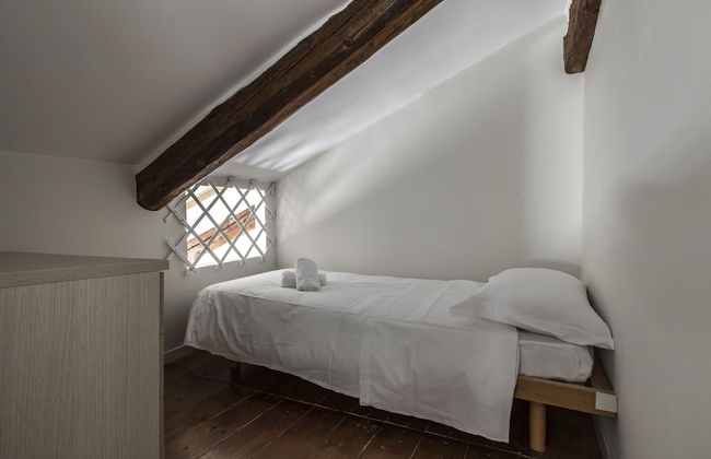 Design District Apartment R&R - Photo 5