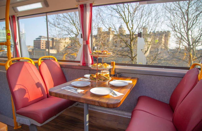 Ônibus do chá da tarde - Foto 4