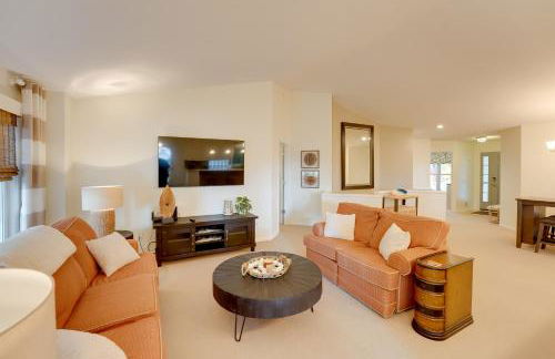 Holland Home Walk to the Beach! - Foto 3